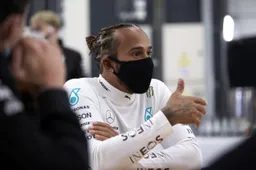 Hamilton: 'Ik word nog steeds misselijk van hoe ik toen de titel verloor'