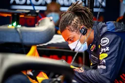 Doornbos verklaart protest Red Bull: 'Ze willen onrust stoken bij Mercedes'