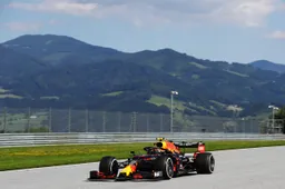 Uitslag VT1 Stiermarken | Verstappen op P2 door terughoudend Mercedes