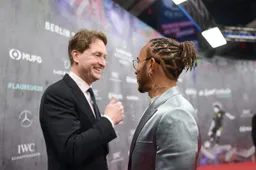 'Daimler houdt beslissingsrecht in gewijzigde Mercedes-structuur'