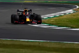 Pirelli komt met snelste strategie: Coureurs zullen twee keer moeten stoppen