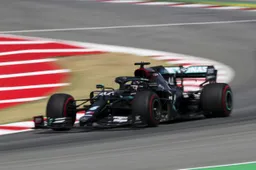 Doornbos: 'Het is waanzinnig hoe Max in de gaten wordt gehouden door Mercedes'