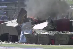 Beelden: Megacrash in Formule 2, Ghiotto en Aitken kunnen zelf uitstappen