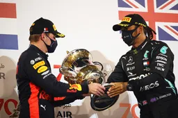 De Vries: 'Ik juich net wat meer voor Hamilton dan voor Verstappen'