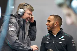 Hamilton over stap naar Mercedes: 'Dat was voor mij een reden om te gaan'