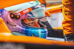 Beelden: Ricciardo rijdt eerste ronden voor McLaren op Silverstone