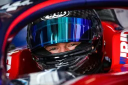 Zelfverzekerde Viscaal staat voor F2-debuut: 'Ik hoop mee te doen om de punten'