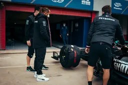 Kravitz: 'Mercedes heeft na problemen in Bahrein naar de motor gekeken'