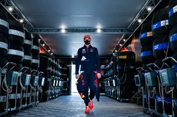 Verstappen teleurgesteld na kwalificatie: 'Dat heeft me veel rondetijd gekost'