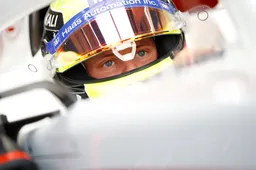 Update | Steiner spreekt fel van 'nepnieuws' omtrent relatie met Schumacher in Azerbeidzjan