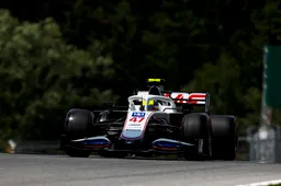 Schumacher ging langs Haas-fabriek om stoeltje te passen