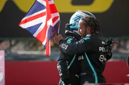 Hamilton 'kan alleen maar speculeren' over Red Bulls doel met protest