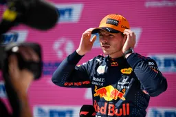 Doornbos zag Verstappen bijna de mist ingaan: 'Max ging door het oog van de naald'