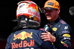 Pérez: 'Verstappen heeft een legendarisch seizoen achter de rug'