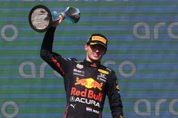 Hughes looft 'meester' Verstappen: 'Hij liet de agressieve Red Bull-strategie werken'