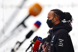 Hamilton wil niks weten van 'illegale' auto: 'We houden ons nauw aan de regels'