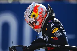 WK-stand F1: Verstappen loopt verder uit op Hamilton na dominante zege