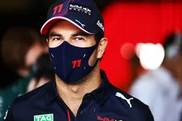 Pérez baalt van gelukje Bottas: 'Dat leverde hem zeker voordeel van vijf seconden op'