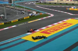 Van Basten vol passie over F1: ' Die Hamilton is al 200 meter verder weg, dat kan toch niet?'