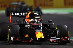 Verslag VT1 | Verstappen snelste tijdens eerste sessie op vernieuwd Yas Marina