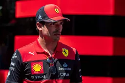 Sainz: 'Het klopt dat we op een gegeven moment hulp moeten krijgen van Red Bull'