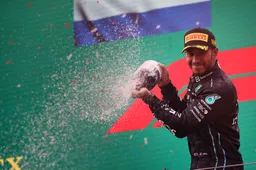 Brawn ziet Hamilton belangrijke rol vervullen bij Mercedes in 'nadagen van zijn carrière'