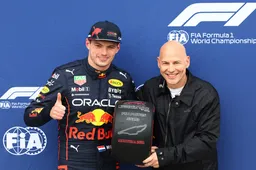 Villeneuve en Häkkinen zijn het totaal oneens: 'Verstappen wordt wereldkampioen'