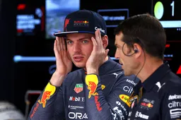 Boordradio's VT1 & VT2 | Verstappen: 'Ik hoor een vreemd geluid..'