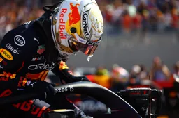 Verstappen rekent zich niet rijk: 'Komen nog lastige weekenden aan'