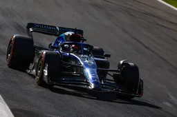 Zaterdag GP Italië 2022 | De Vries imponeert bij F1-debuut, Leclerc te snel voor Verstappen