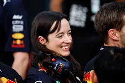 Red Bull-strateeg Schmitz wil voorbeeld zijn voor andere vrouwen: 'Hoop dat ze zien dat het kan'