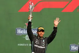 Oud-teamgenoot herkent Hamilton-theorieën niet: 'Zag ik aan zijn lichaamstaal'