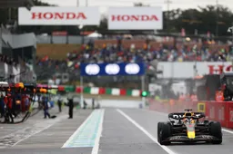 Verstappen ziet nutteloze vrijdag: 'Zaterdag weer vanaf nul beginnen in het droge'