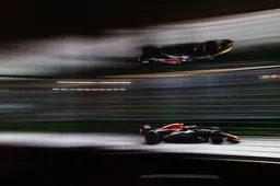 Red Bull geeft aan 'uitzonderlijk veel geluk' te hebben in het gevecht met Mercedes en Ferrari