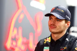 Verstappen dankbaar na winnen award: 'Daar moet ik natuurlijk het team voor bedanken'