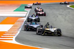 F1 in het kort | Frijns breekt pols in crash tijdens openingsrace Formule E