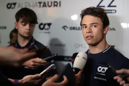 Marko eist dat De Vries een tandje bijzet: 'Buitengewone prestatie nodig voor Red Bull'