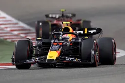 Pérez beschuldigt 'iets te agressieve Leclerc': 'Kon na de start niet meedoen voor de overwinning'