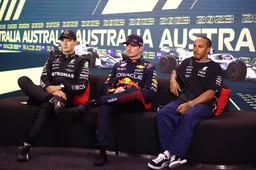 Hamilton pakt het slim aan: 'Het lijkt alsof hij spelletjes speelt met Russell'