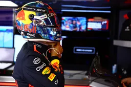 Doornbos hoofdschuddend richting Pérez: 'De stratenkoning viel volledig door de mand'