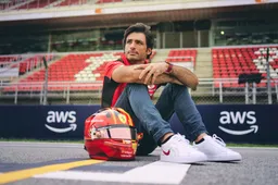 Sainz doet regendansje: 'Anders ben ik morgen in het nadeel'