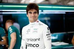 Stroll geeft toe dat hij weer erg snel in AMR23 zat: 'Het was een agressieve terugkeer'