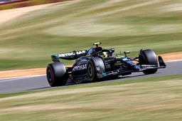 Brundle niet verbaasd over frustratie Mercedes: 'Waren de upgrades bedoeld voor Hongarije?'