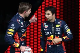 Pérez zag Verstappen te laat: 'Ik had niet door dat hij naast me reed'