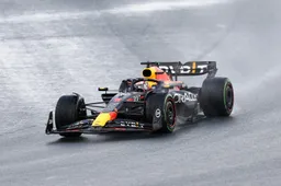 Horner bagetelliseert Perez' resultaten: 'Verstappen was twee seconden sneller dan wie dan ook'