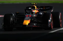 Pérez gooit niet alleen eigen race in de put: 'Shit happens'