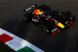 Verstappen krijgt bijval van Hill na 'onbeleefde' woorden Wolff: 'Deze man is speciaal'