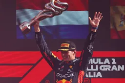 Oud-teamgenoten ook onder de indruk van Verstappen: 'Er was nooit gebrek aan populariteit'