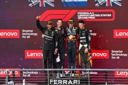 Bleekemolen over de race van Hamilton: 'Hamilton bleef zeuren, maar hij ging er wel vol voor'