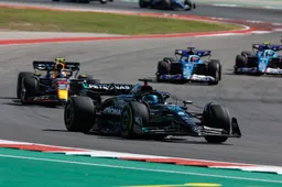 Mercedes zag diskwalificatie Hamilton niet aankomen, volgens Russell: 'De plank zag er absoluut goed uit'